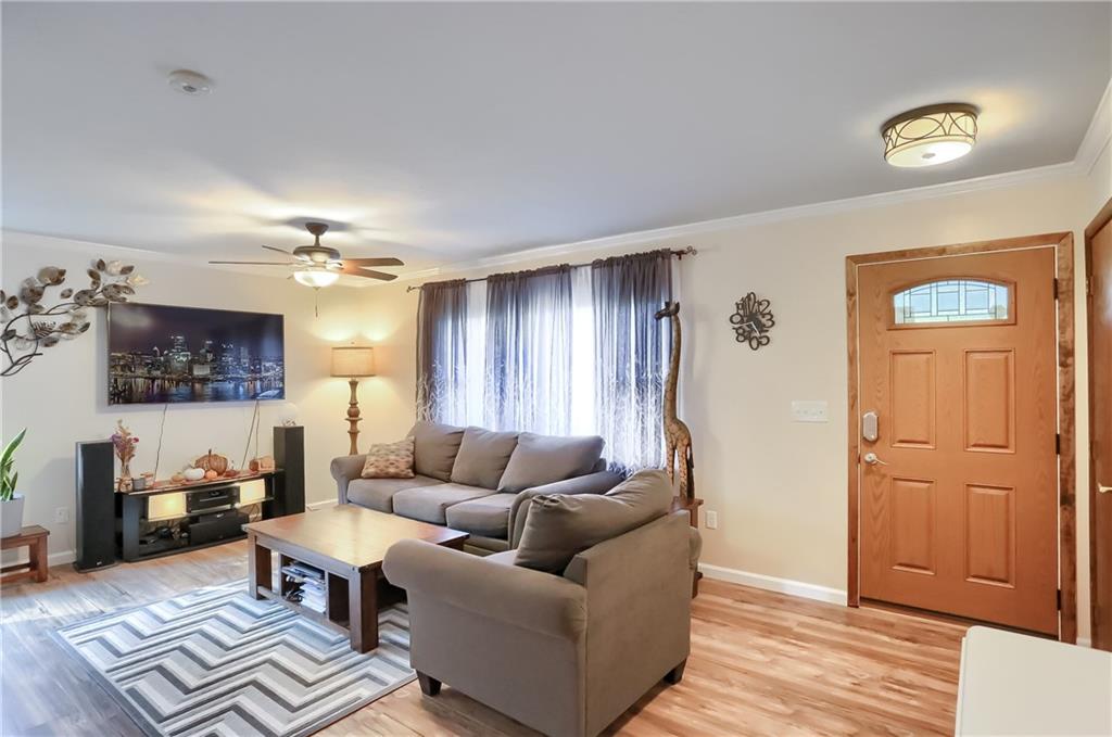 2250 West Hardies Road Gibsonia, PA 15044 - Photo 3 of 25 Gallery Image 3