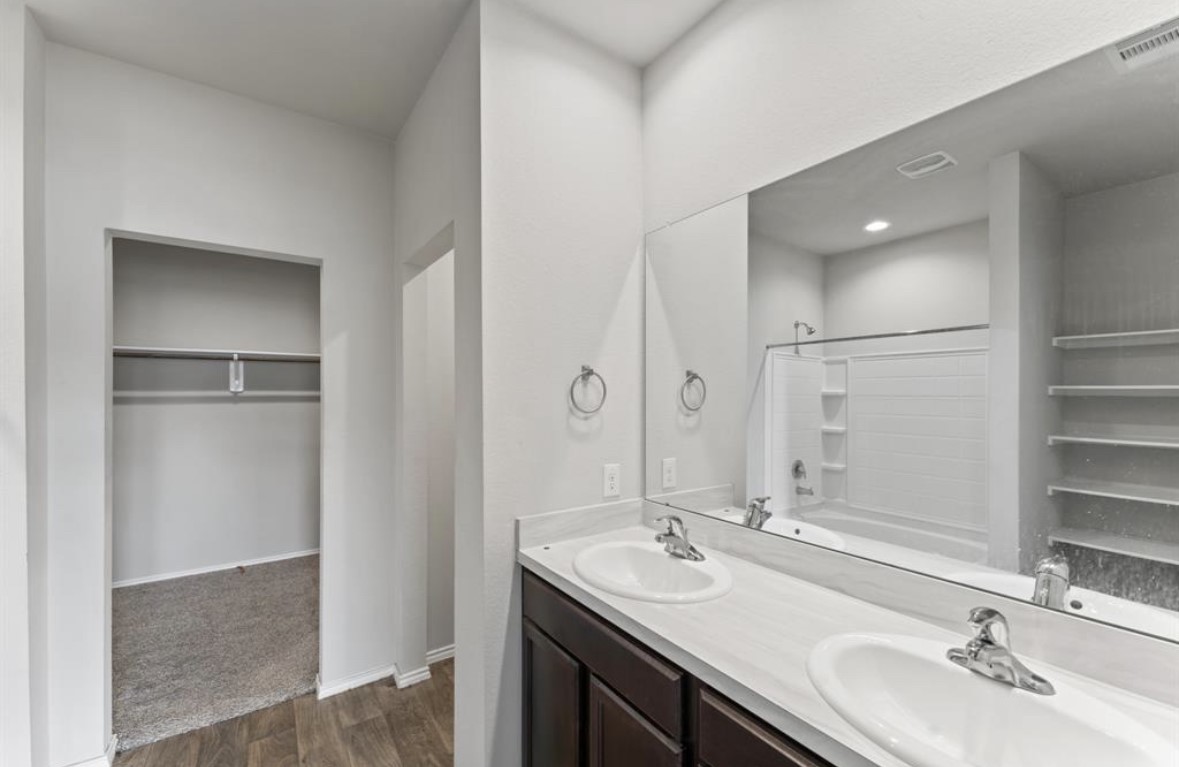 23322 Pelham Prairie Lane Spring, TX 77373 - Photo 6 of 11 Gallery Image 6