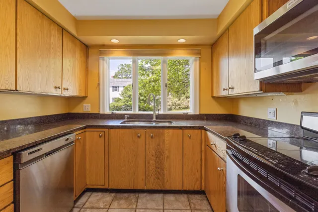 $525,000 | 24 High Street, Hallowell, ME 04347