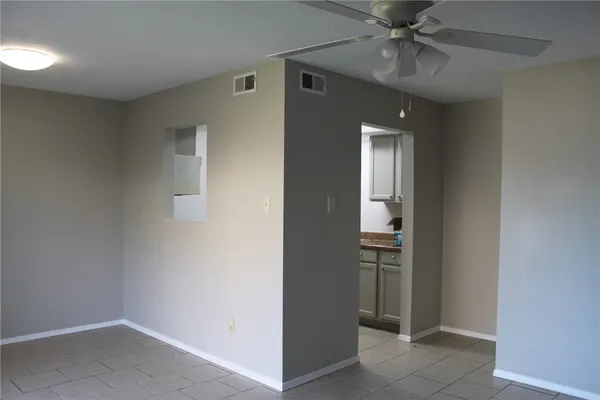 $900 | 2403 Bosque Drive, Unit B, College Station, TX 77845
