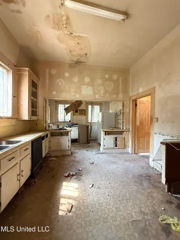 $50,000 | 104 1st Street North, Osyka, MS 39657