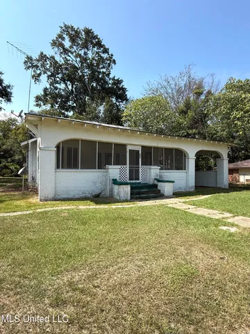 $50,000 | 104 1st Street North, Osyka, MS 39657