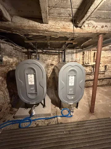 $379,000 | 18-20 Elm Street, Derry, NH 03038