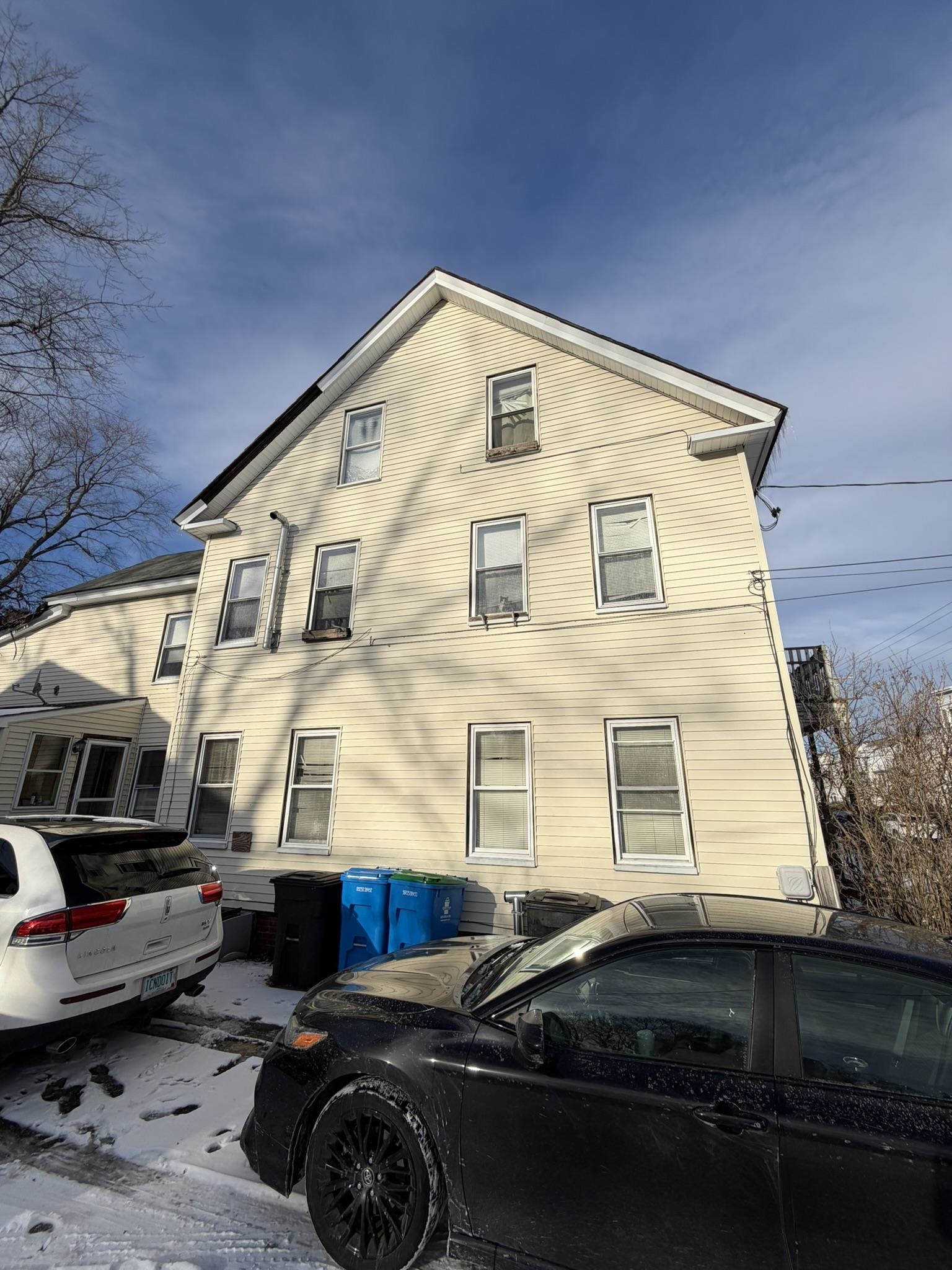 18-20 Elm Street Derry, NH 03038 - Photo 36 of 41