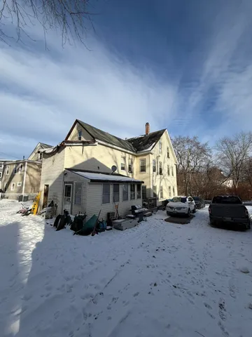 $379,000 | 18-20 Elm Street, Derry, NH 03038