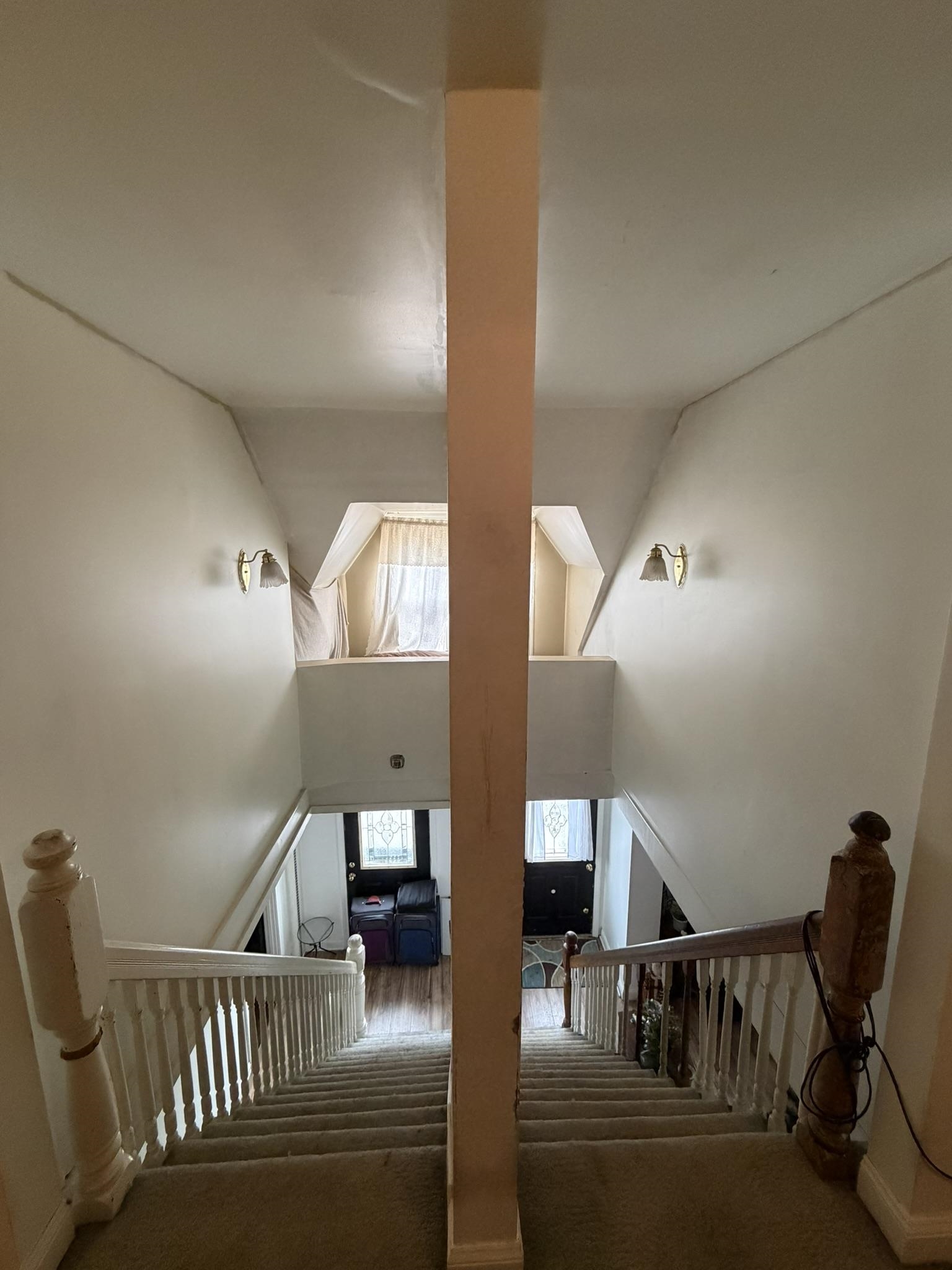 18-20 Elm Street Derry, NH 03038 - Photo 4 of 41