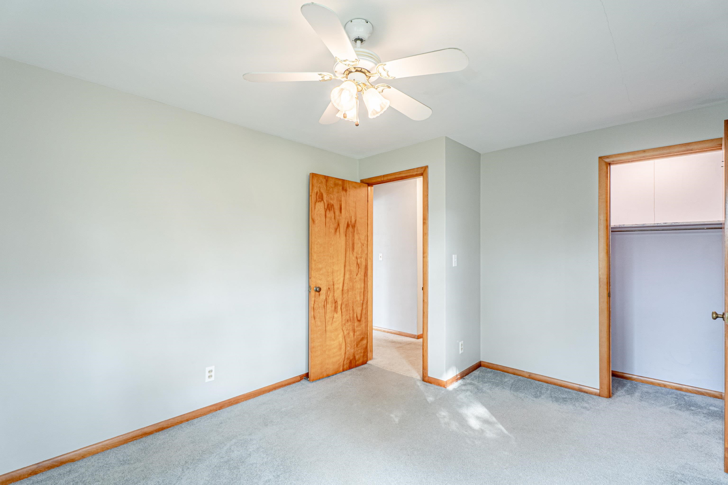 1708 Country Monroe, WI 53566 - Photo 32 of 64