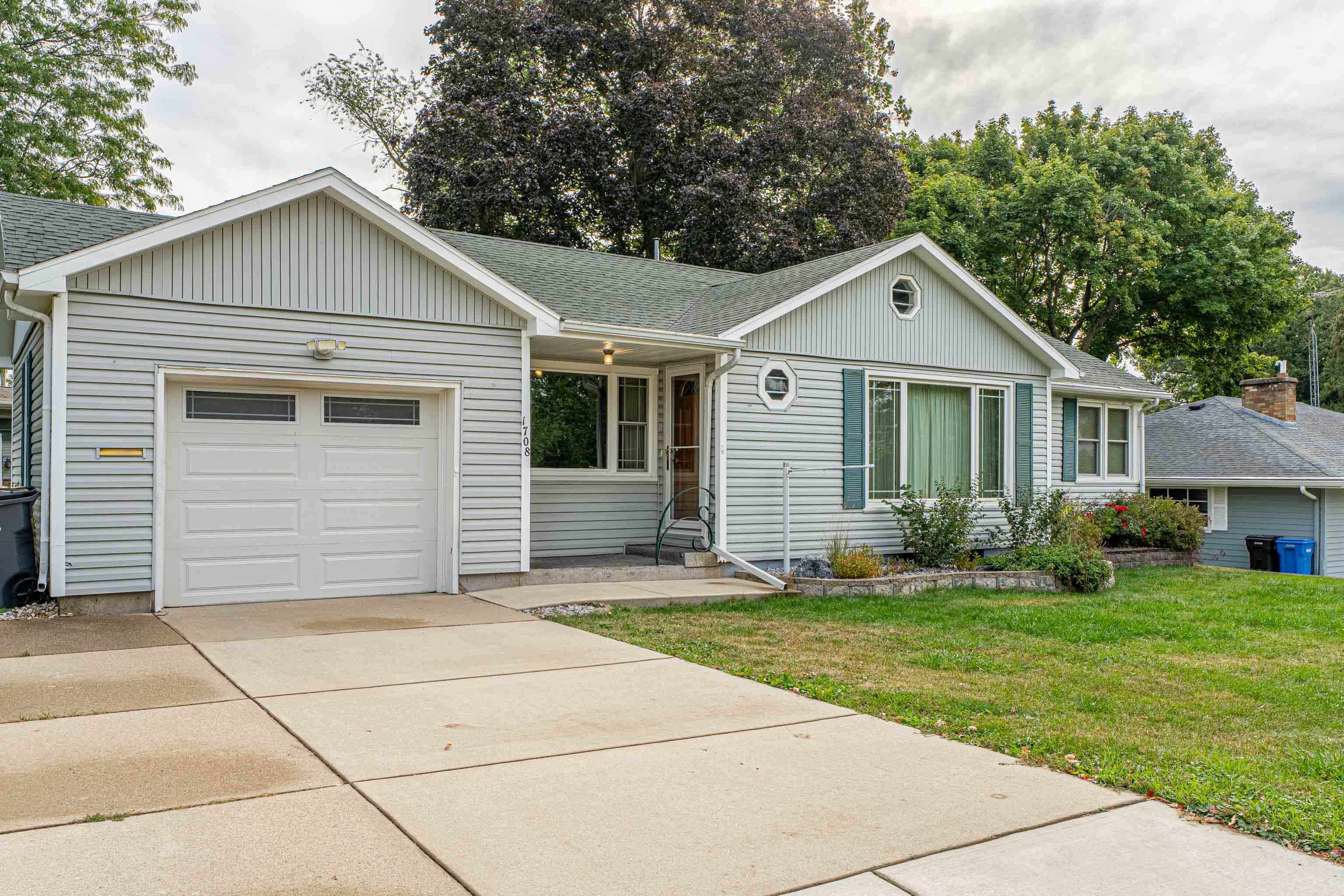 1708 Country Monroe, WI 53566 - Photo 43 of 64