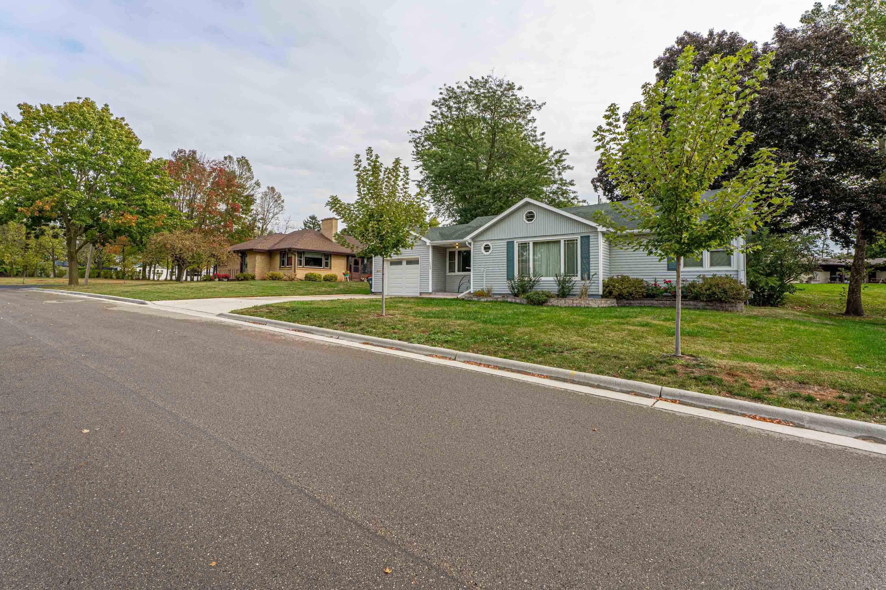 1708 Country Monroe, WI 53566 - Photo 46 of 64