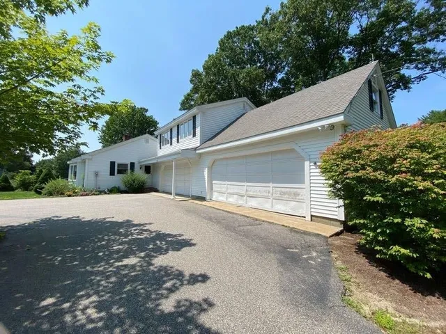 $2,400 | 17 Highland Terrace, Wolfeboro, NH 03894