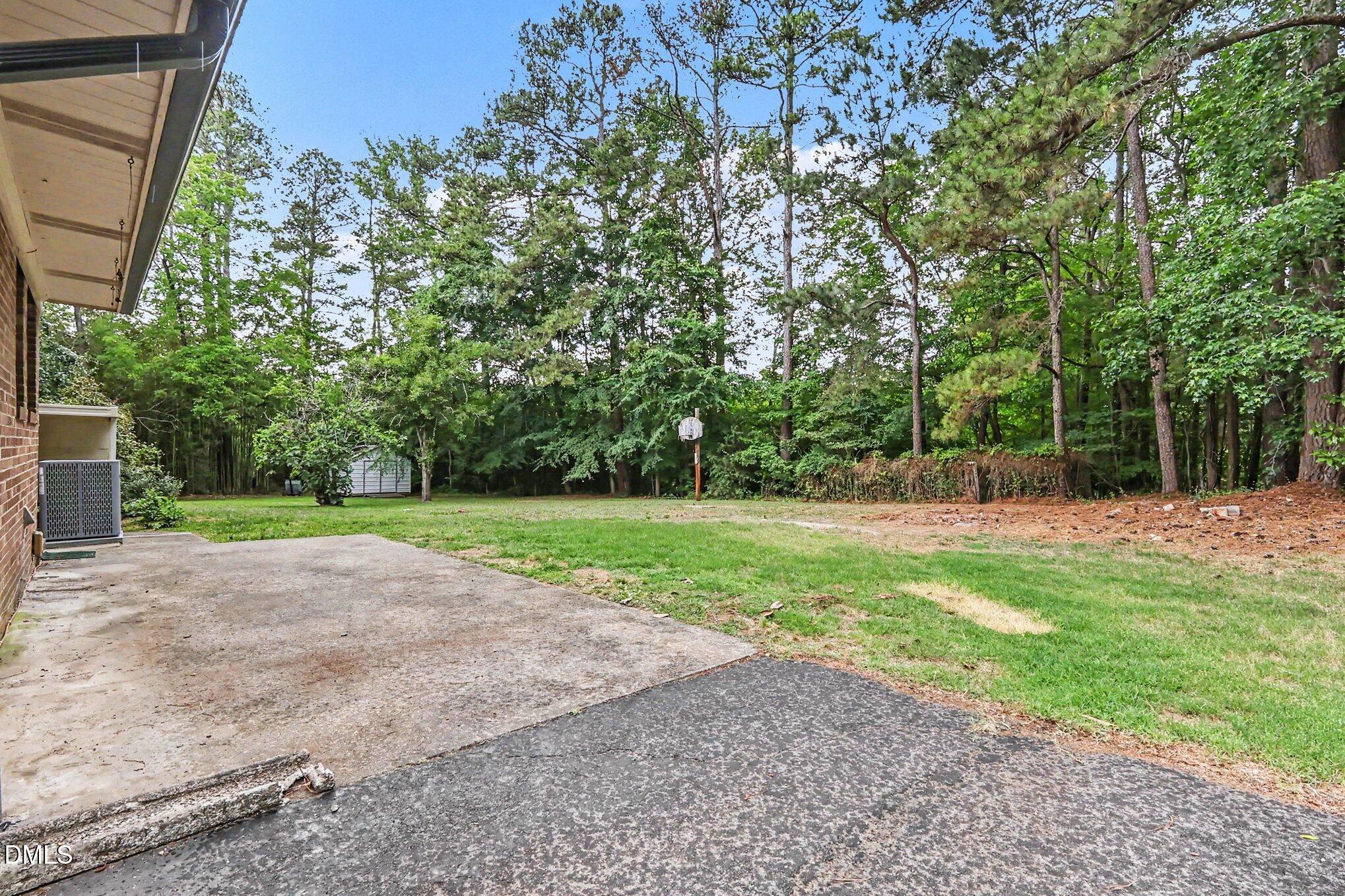 2555 Nutbush Road Henderson, NC 27537 - Photo 28 of 36