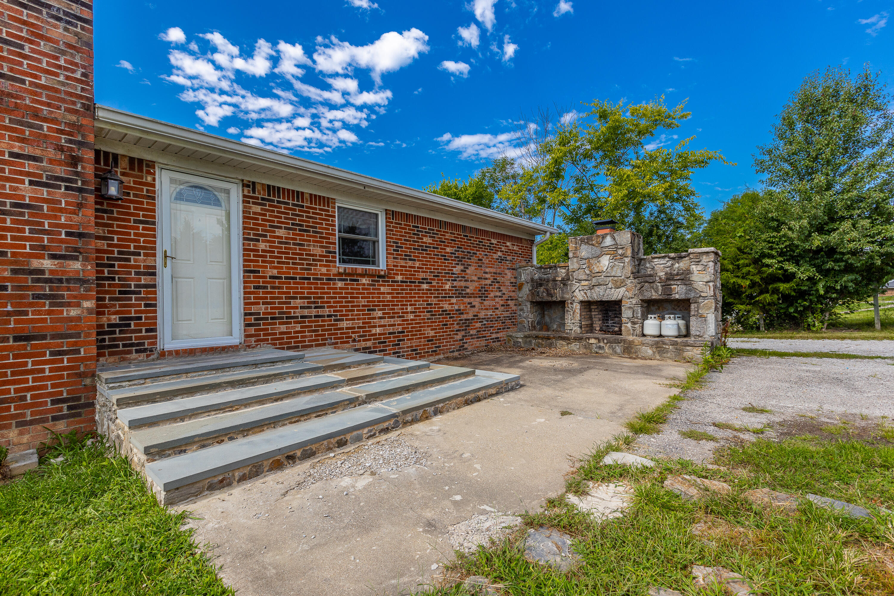 6110 Lebanon Road Danville, KY 40422 - Photo 36 of 45 1-37
