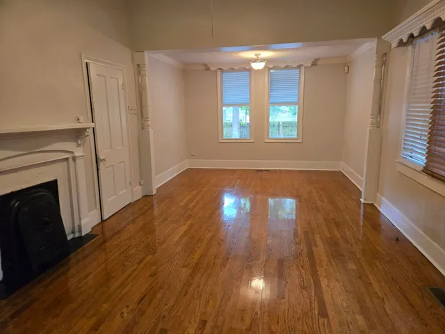 $2,250 | 829 West 1st N Street, Summerville, SC 29483