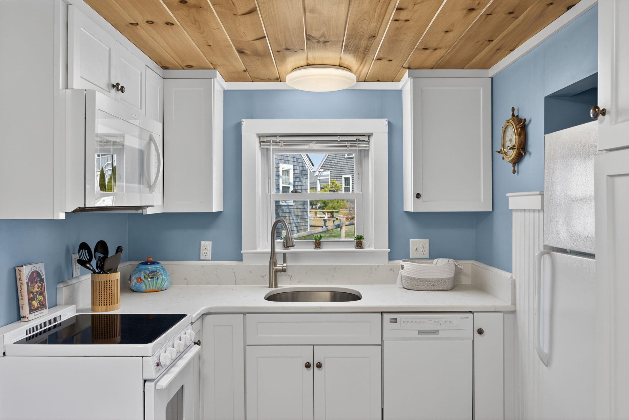 291 Old Wharf Road, Unit 14 Dennis Port, MA 02639 - Photo 15 of 38 13-13-8P0A4953