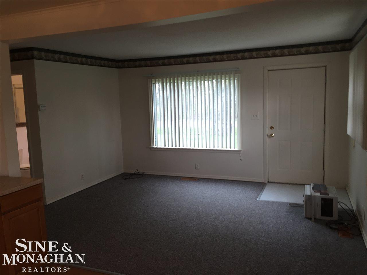 33645 Schneider Road Chesterfield, MI 48047 - Photo 6 of 22
