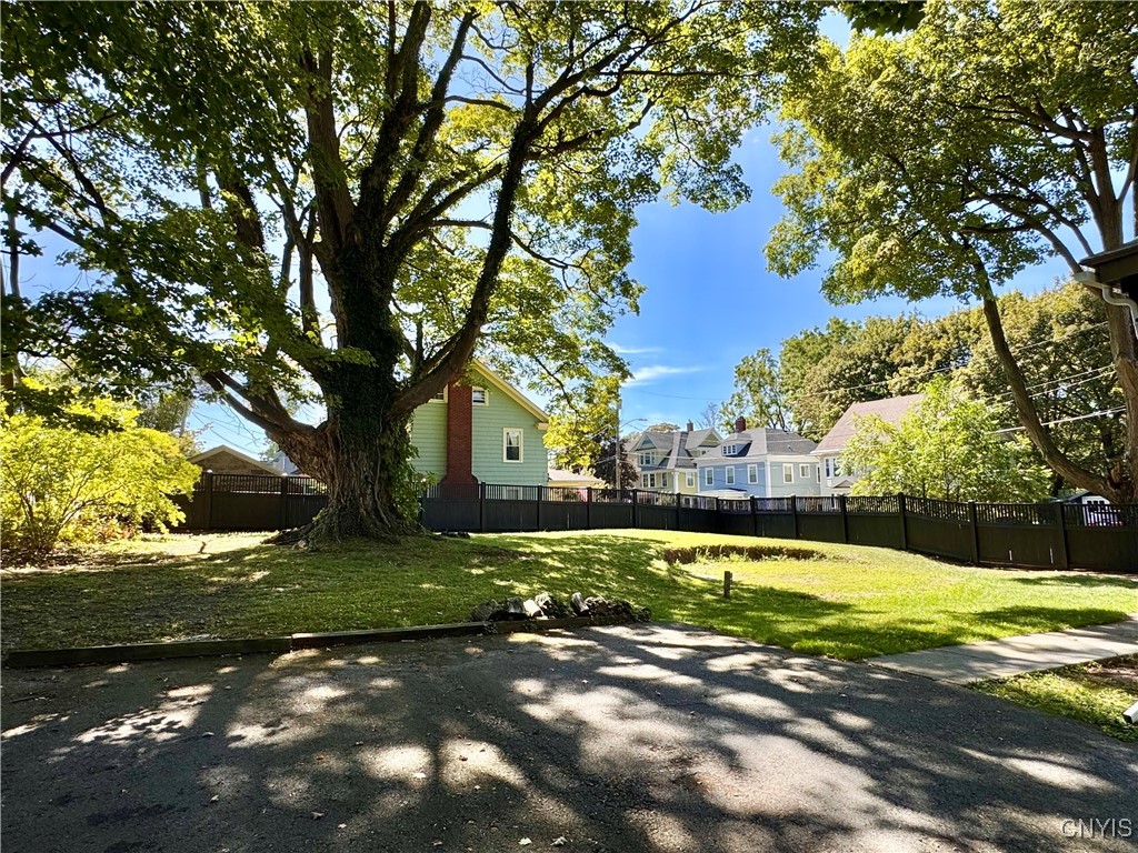 24 Grover Street Auburn, NY 13021 - Photo 17 of 50