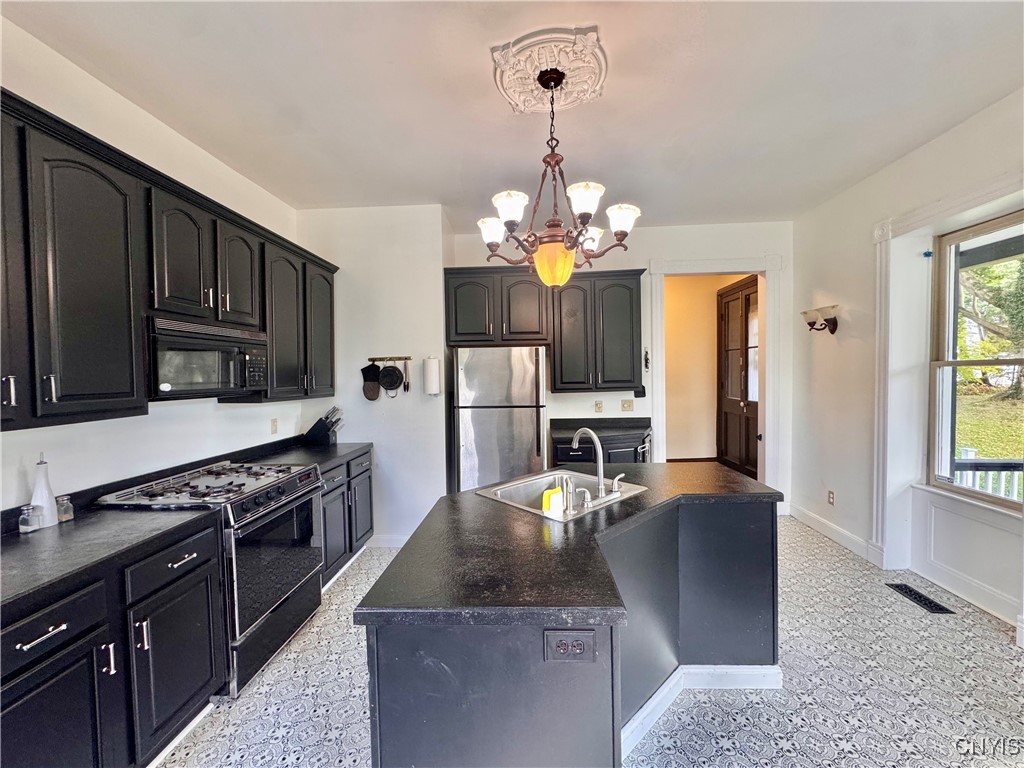 24 Grover Street Auburn, NY 13021 - Photo 24 of 50