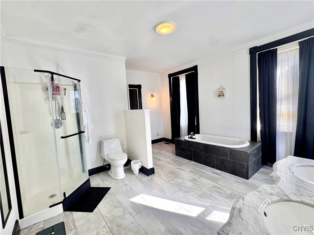 24 Grover Street Auburn, NY 13021 - Photo 48 of 50