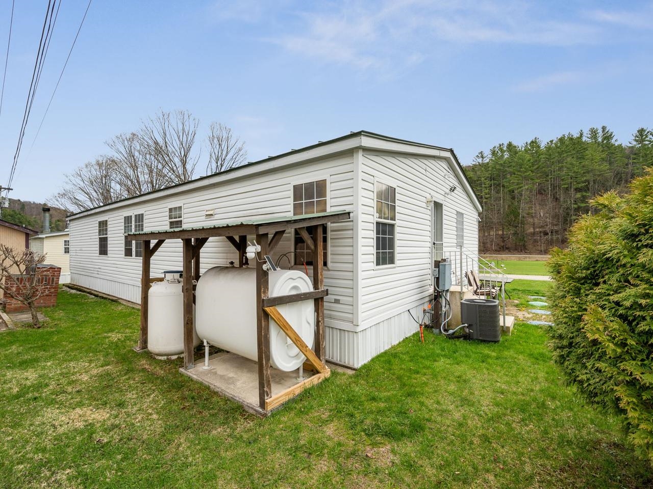 77 Ash Lane Starksboro, VT 05487 - Photo 35 of 42