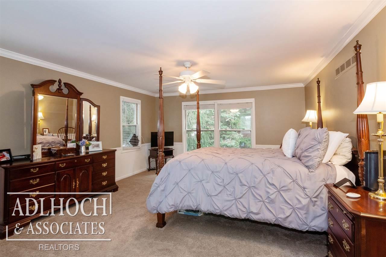 3035 Kenwood Drive Rochester, MI 48309 - Photo 15 of 30 50009100-14.JPG