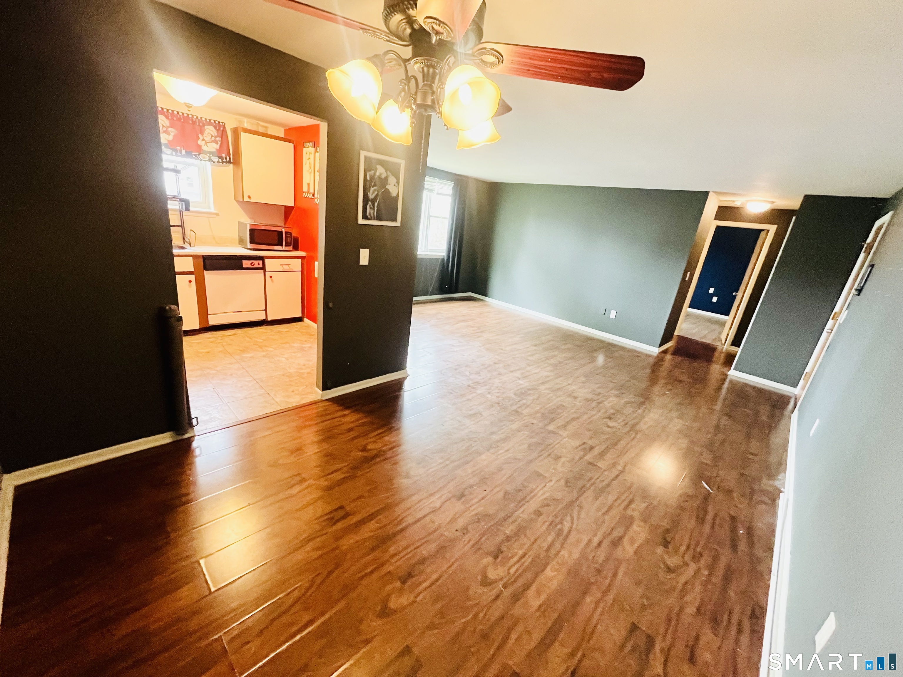 53 Wolcott Hill Road, Unit B17 Wethersfield, CT 06109 - Photo 7 of 24