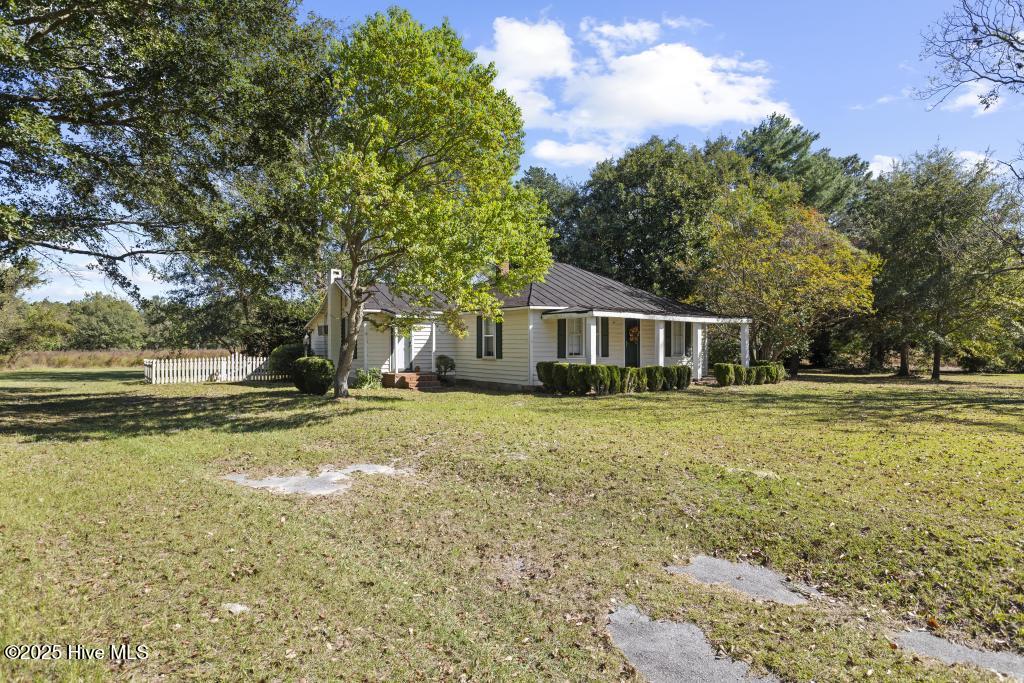 161 Church Road Pink Hill, NC 28572 - Photo 1 of 26 425A1755