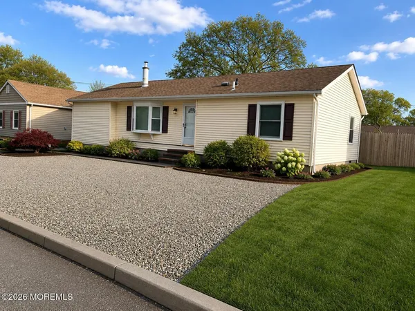 $395,000 | 407 Sinclair Avenue, Lanoka Harbor, NJ 08734