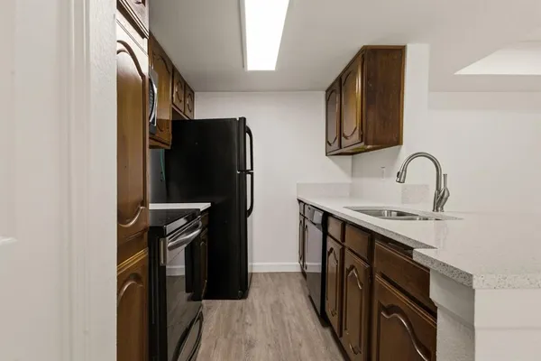 $1,300 | 8510 Park Lane, Unit 203, Dallas, TX 75231