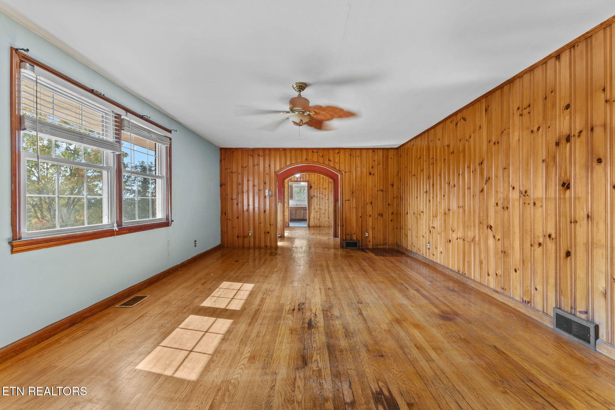 302 Hickory Street Clinton, TN 37716 - Photo 16 of 38 a view of entryway with wooden floor