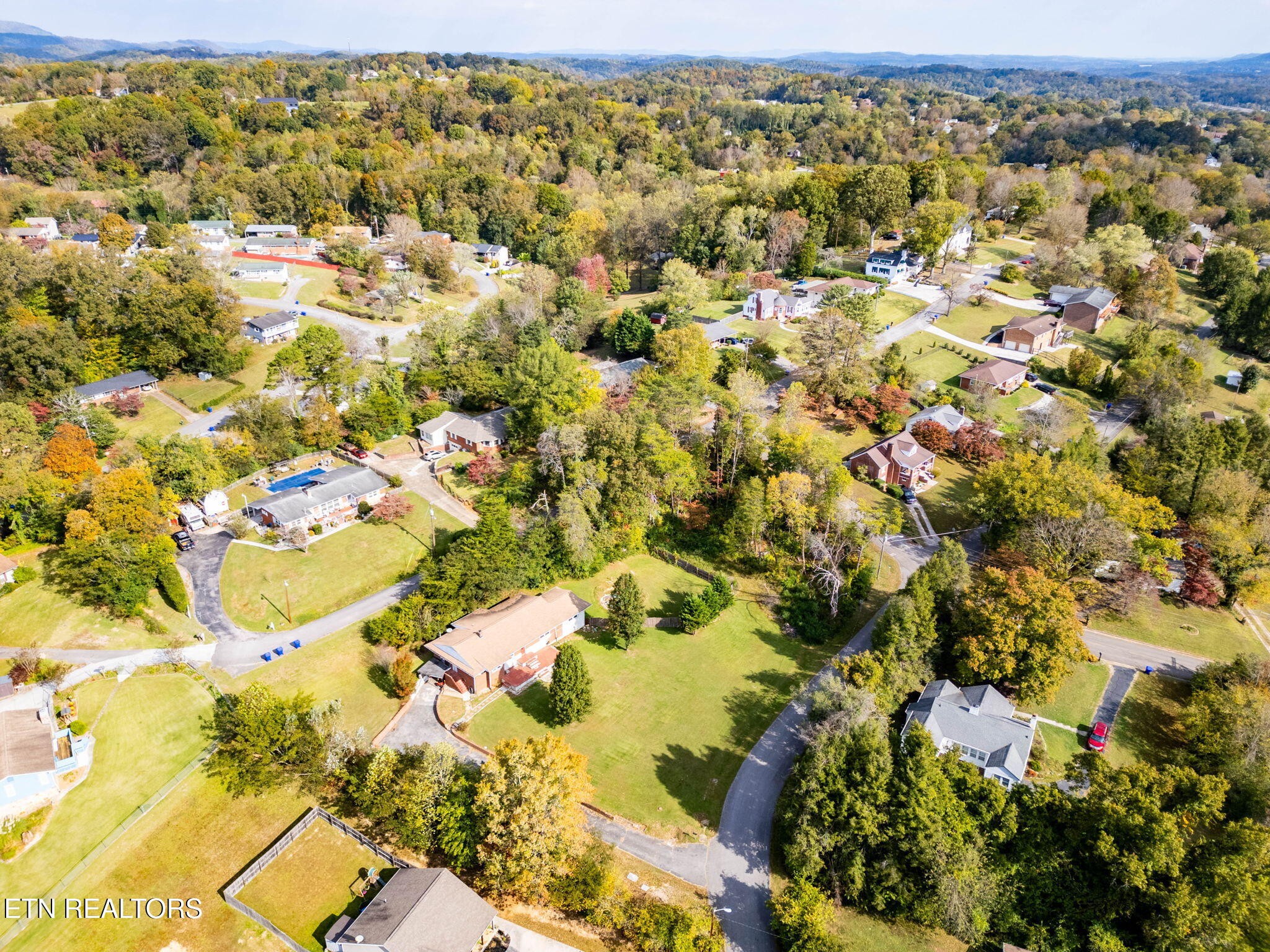 302 Hickory Street Clinton, TN 37716 - Photo 38 of 38 view of city