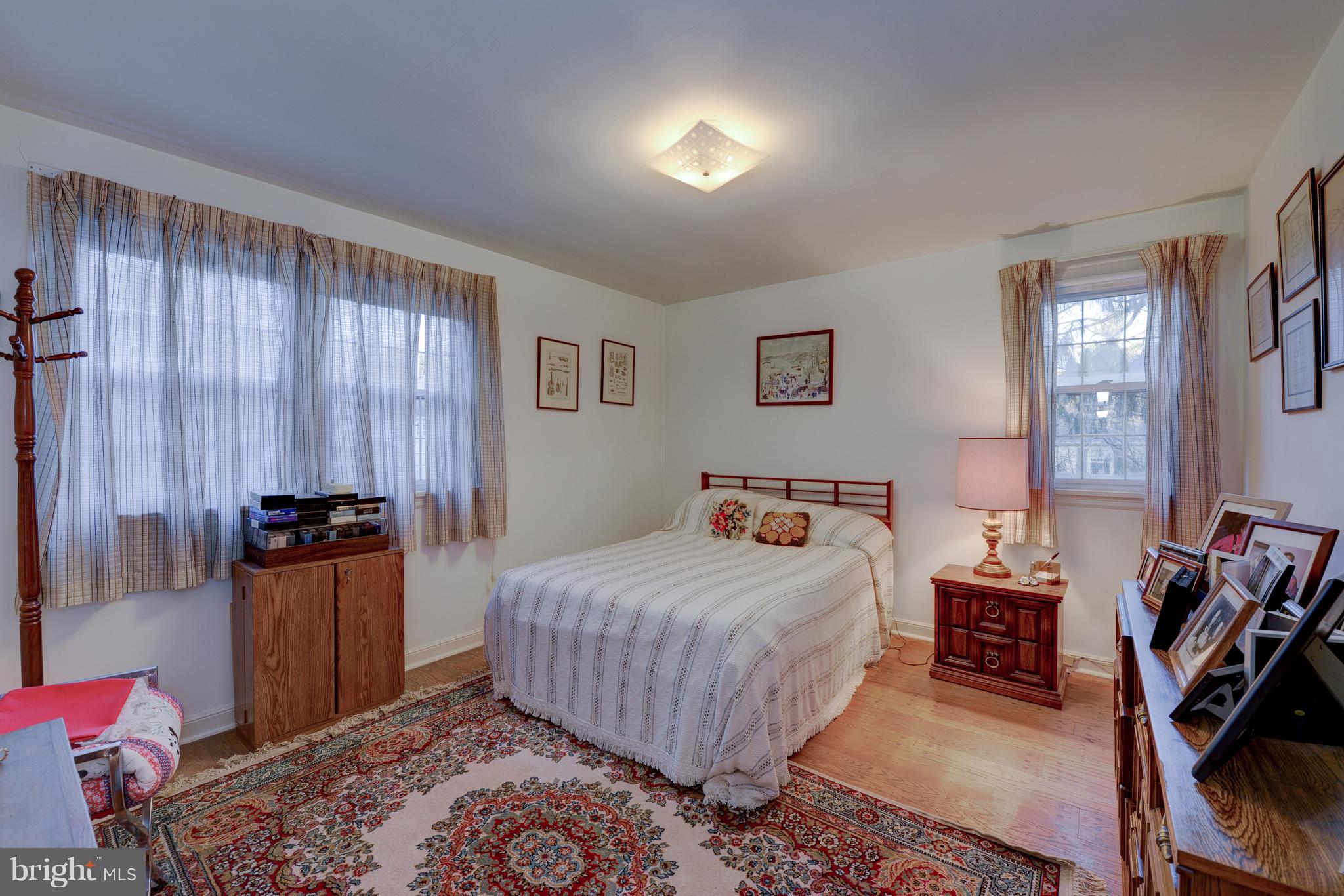 160 Whitemarsh Road Ardmore, PA 19003 - Photo 15 of 30 bedroom #3, hardwood flooring