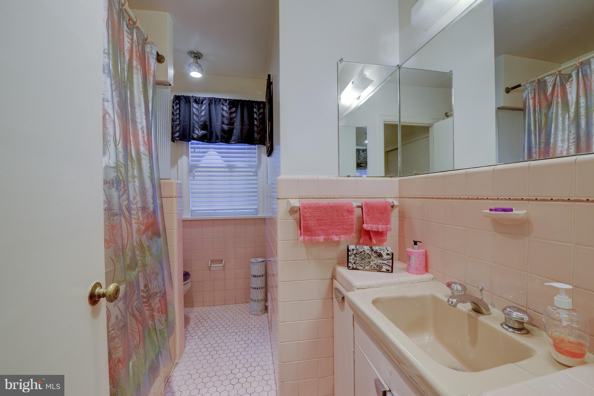160 Whitemarsh Road Ardmore, PA 19003 - Photo 16 of 30 hall bathroom