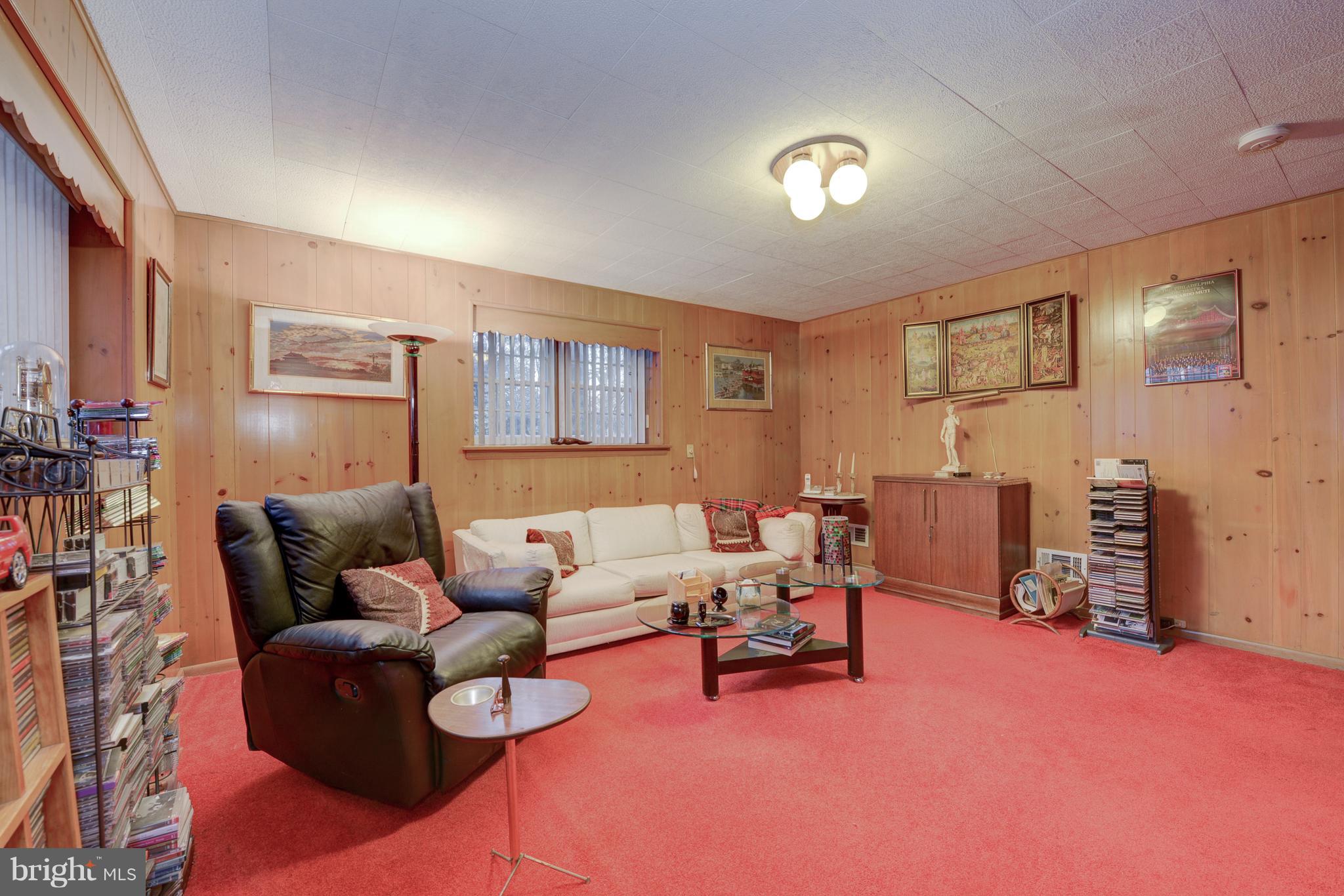 160 Whitemarsh Road Ardmore, PA 19003 - Photo 24 of 30 family room
