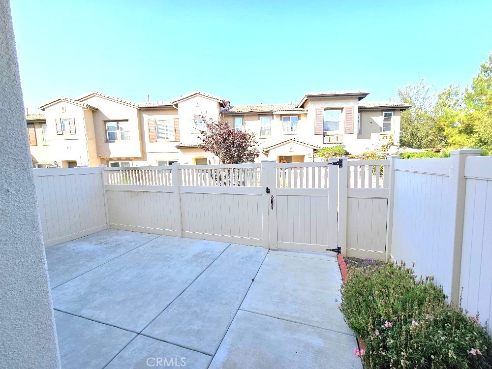 44011 Rivo Court Temecula, CA 92592 - Photo 28 of 34 a view of a terrace