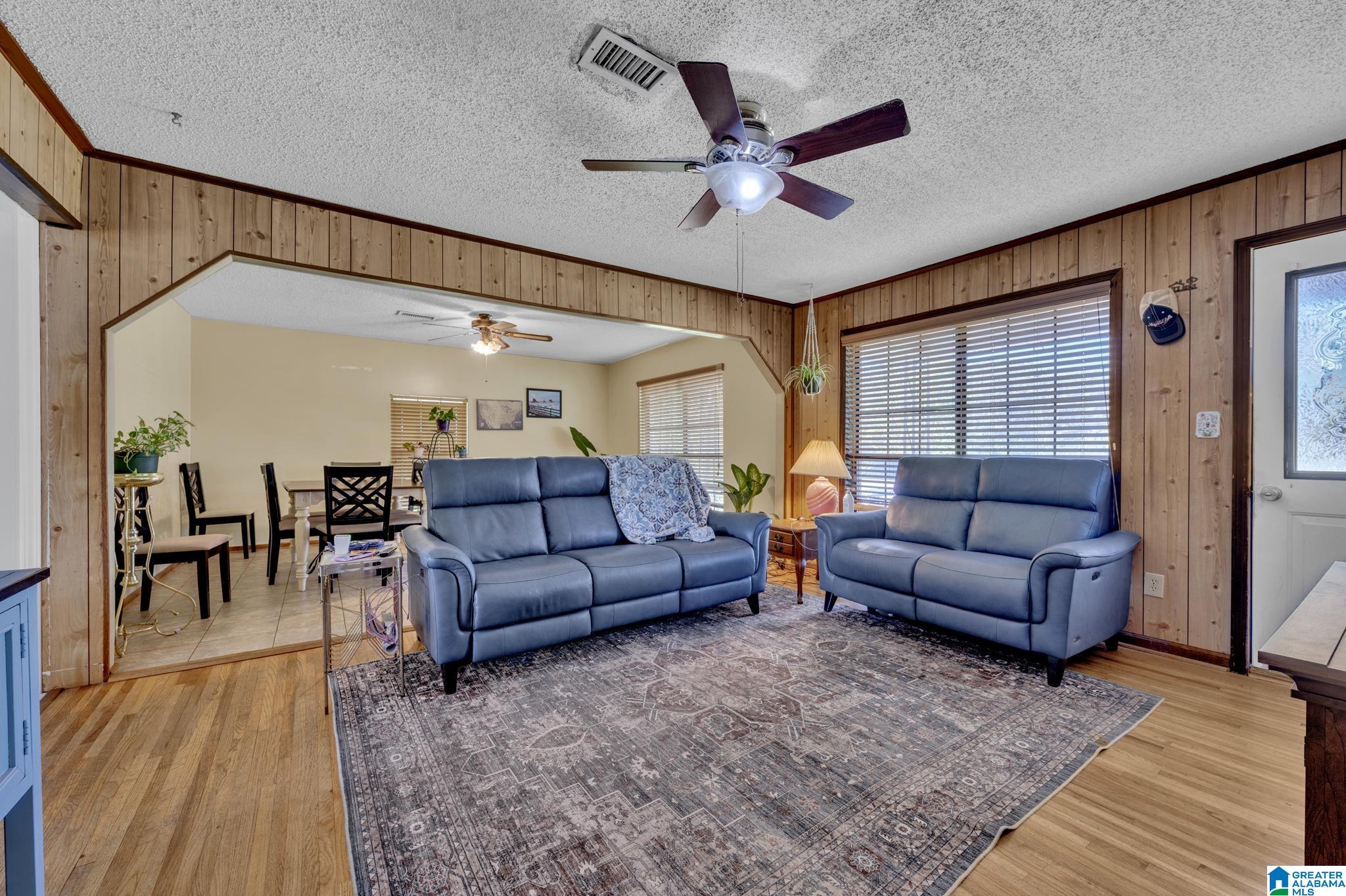 1945 Wallstown Road Hayden, AL 35079 - Photo 4 of 36