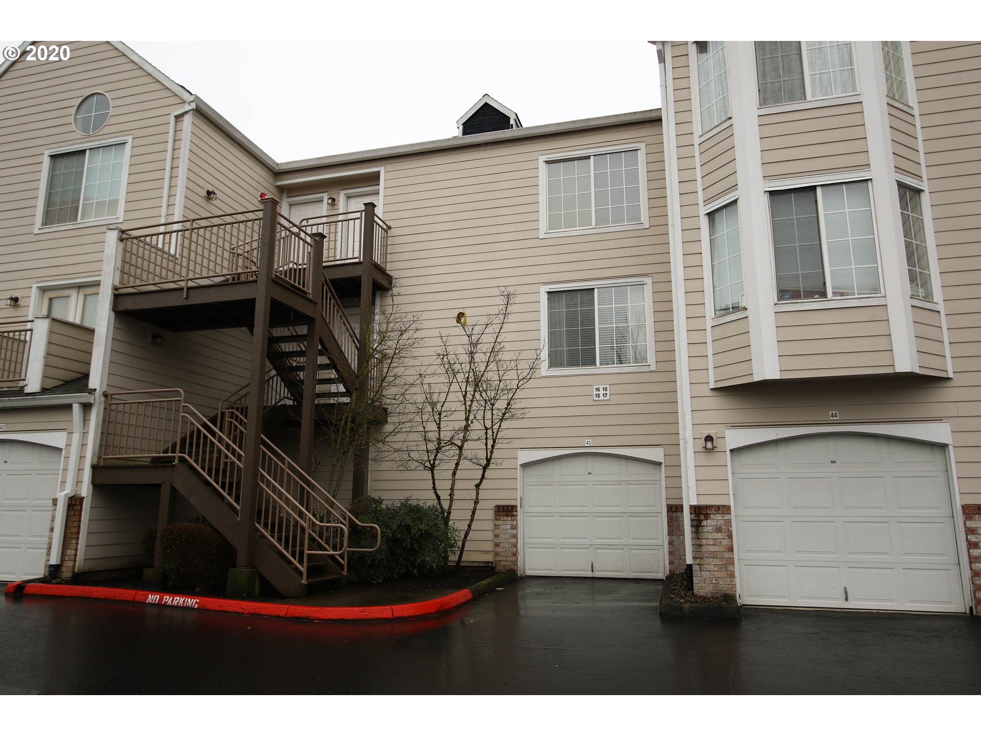 17516 Northwest Springville Road, Unit B17 Portland, OR 97229 - Photo 8 of 17 Gallery Image 8