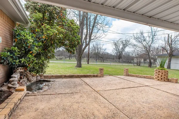 $279,900 | 1013 West 12th Street, Brady, TX 76825
