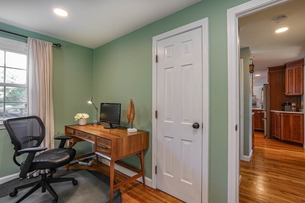 9 Pine Hill Road Framingham, MA 01701 - Photo 14 of 42 Gallery Image 14