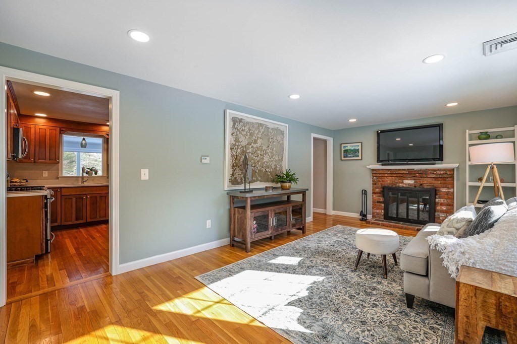 9 Pine Hill Road Framingham, MA 01701 - Photo 7 of 42 Gallery Image 7