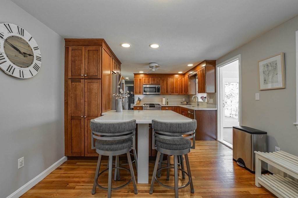 9 Pine Hill Road Framingham, MA 01701 - Photo 9 of 42 Gallery Image 9