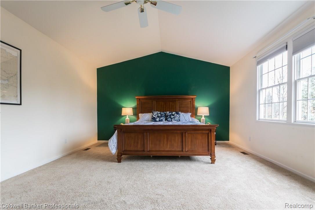 1939 Catlin Drive Rochester, MI 48306 - Photo 17 of 37 1939 Catlin-22.jpg