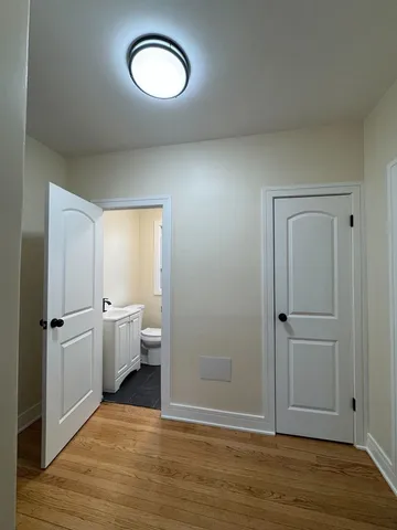 $1,350 | 610 East 74th Street, Unit 2B, Chicago, IL 60619