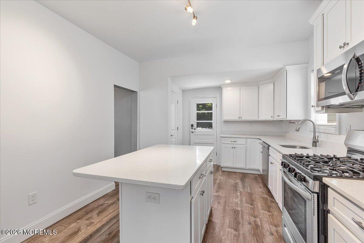 94 Riva Avenue Milltown, NJ 08850 - Photo 17 of 42 Kitchen Pic 2