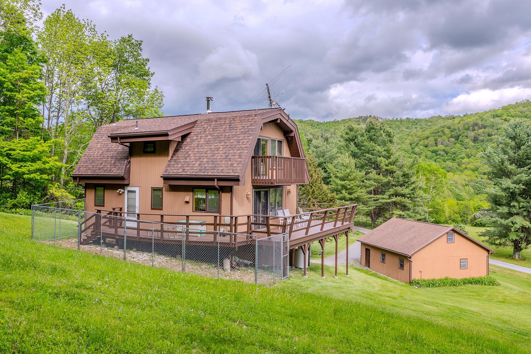 358 High Meadow Way Danby, VT 05761 - Photo 4 of 30