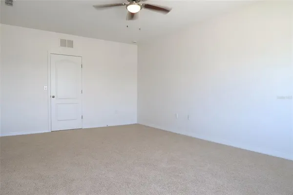 $383,900 | 3228 Country Club Circle, Winter Haven, FL 33881