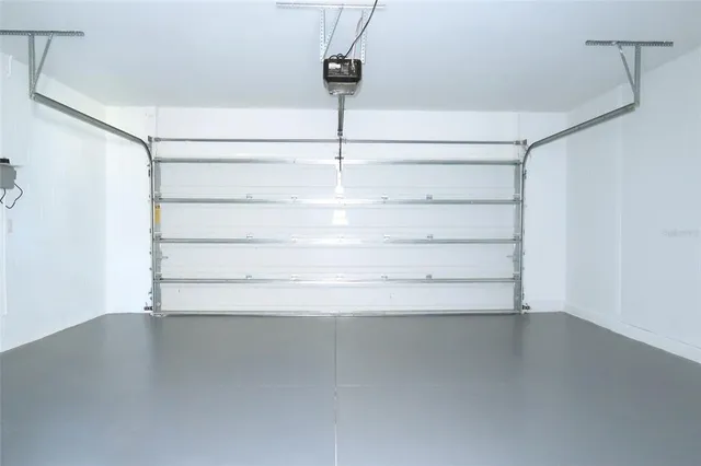 $389,900 | 3228 Country Club Circle, Winter Haven, FL 33881