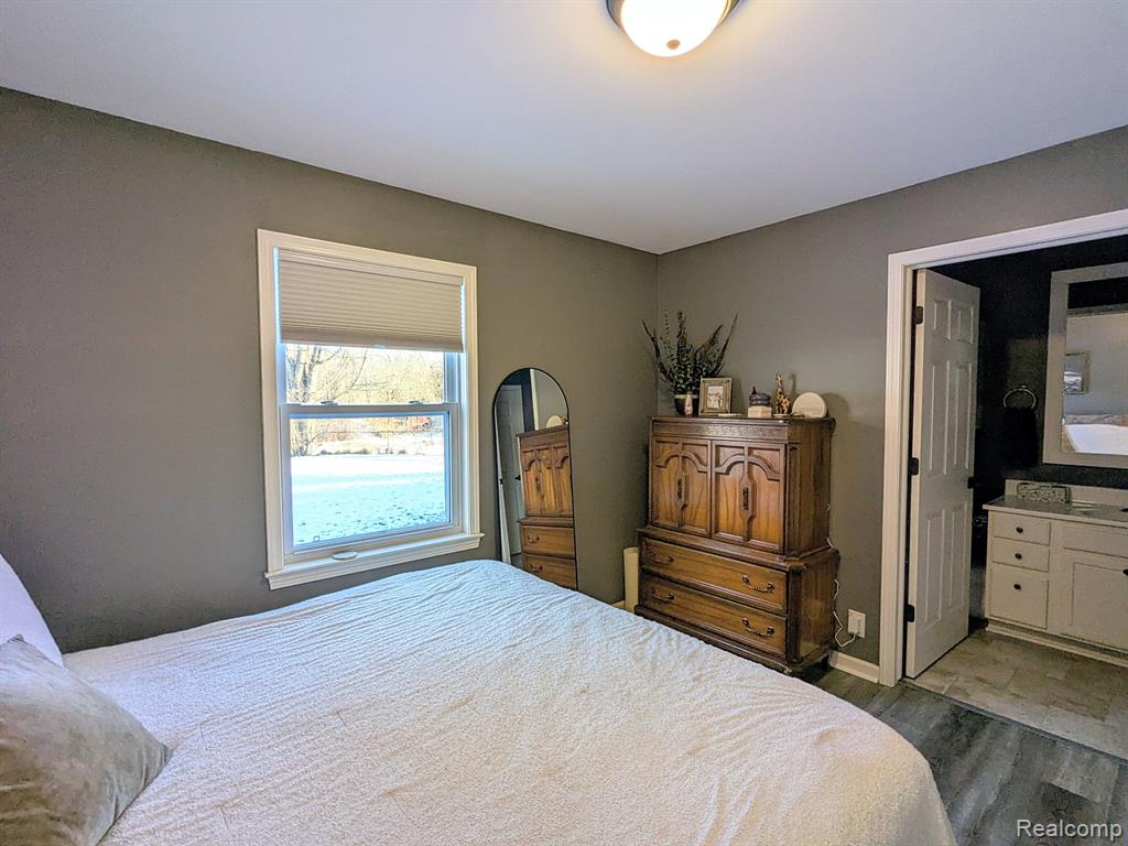 12207 Linden Road Linden, MI 48451 - Photo 17 of 54