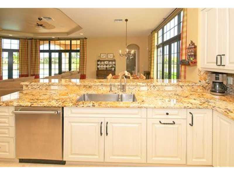 17510 Cadena Drive Boca Raton, FL 33496 - Photo 12 of 35 Kitchen