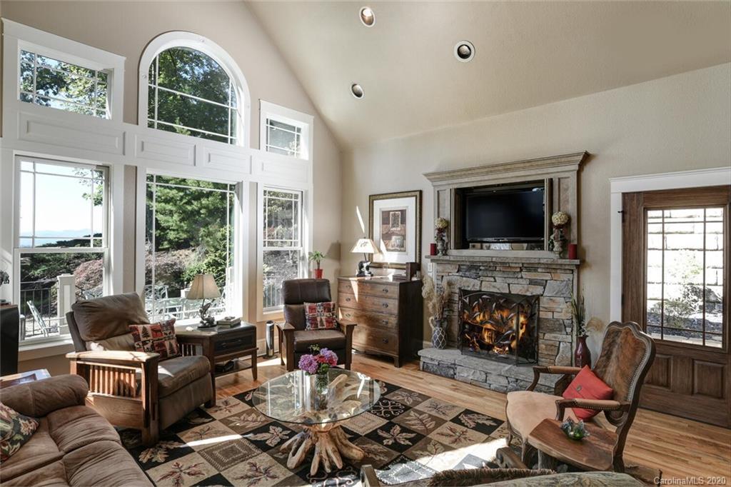 536 Sweetspire Ridge Asheville, NC 28804 - Photo 15 of 48 Gallery Image 15