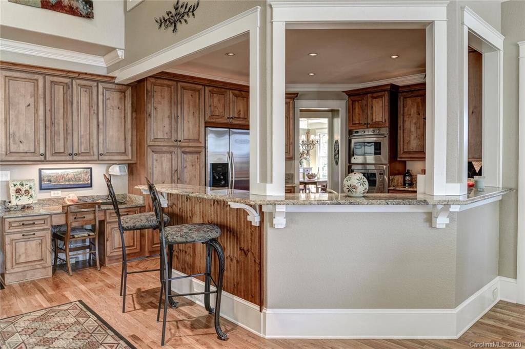 536 Sweetspire Ridge Asheville, NC 28804 - Photo 16 of 48 Gallery Image 16